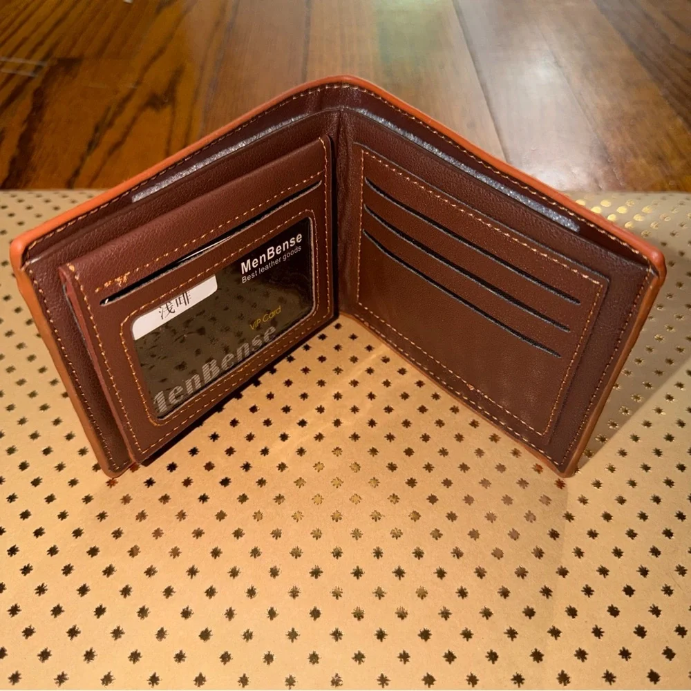 🆕 NEW Men's Brown Textured Wallet